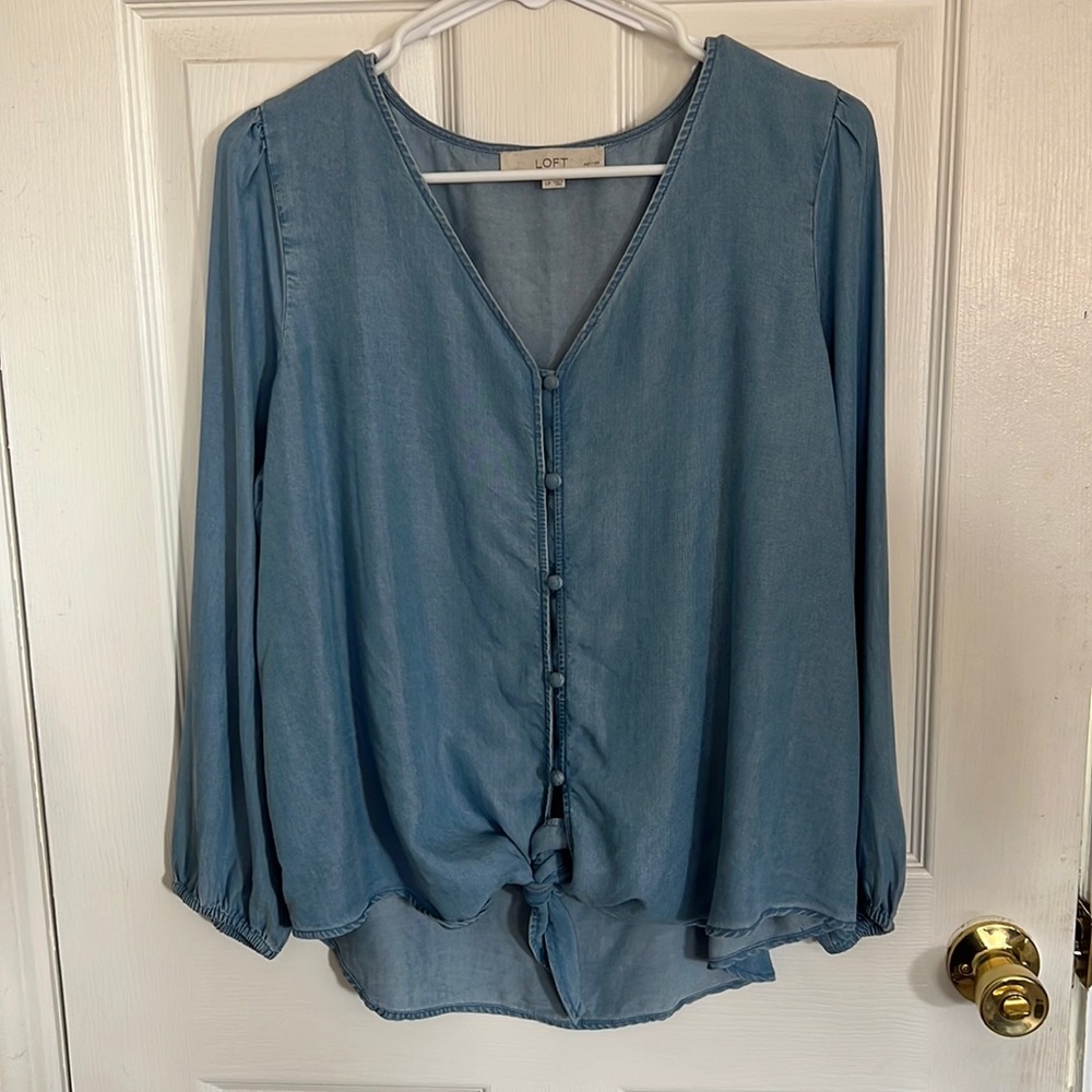 Loft petite Chambray Top